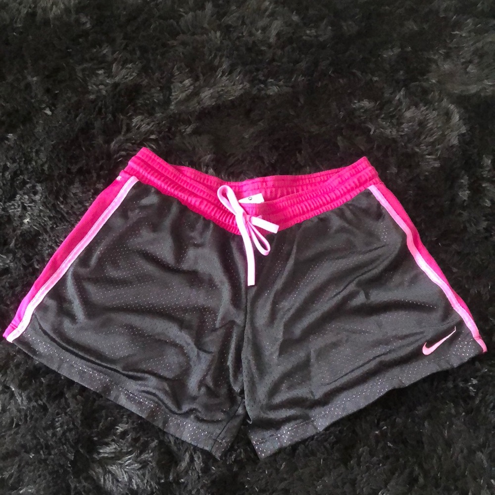 ✨Nike shorts✨